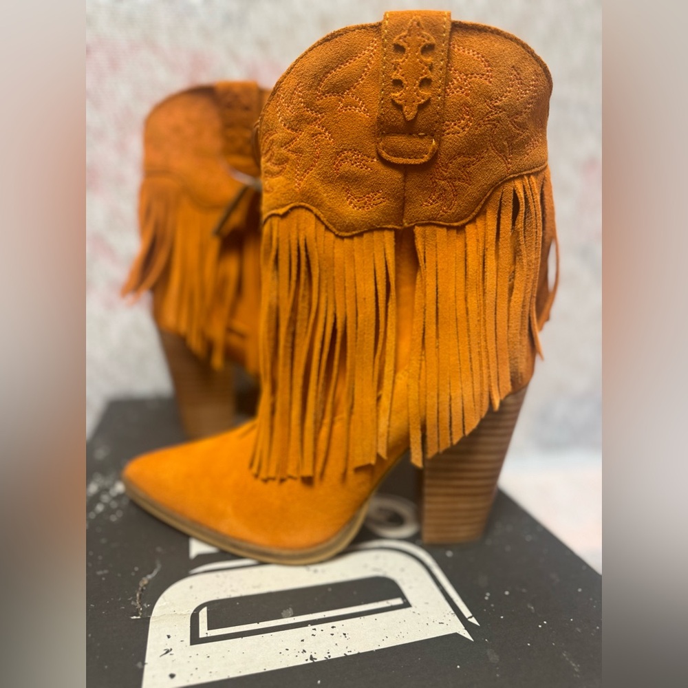 Dingo Orange Leather Fringe Cowboy Boots size 9 Crazy Train